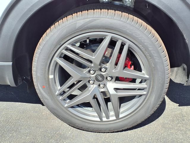 New 2026 Ford Explorer ST w/ Sun And Sound Package image 5
