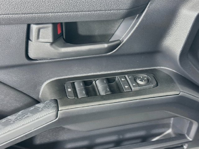 New 2026 Toyota 4Runner SR5 AWD/4WD image 17