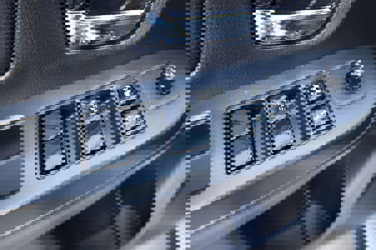 Used 2014 Subaru Crosstrek 2.0i Limited w/ Popular Package #1 image 10