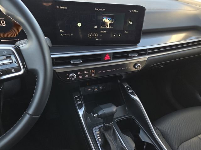 Used 2025 Kia Sorento S w/ Panoramic Sunroof Package image 36