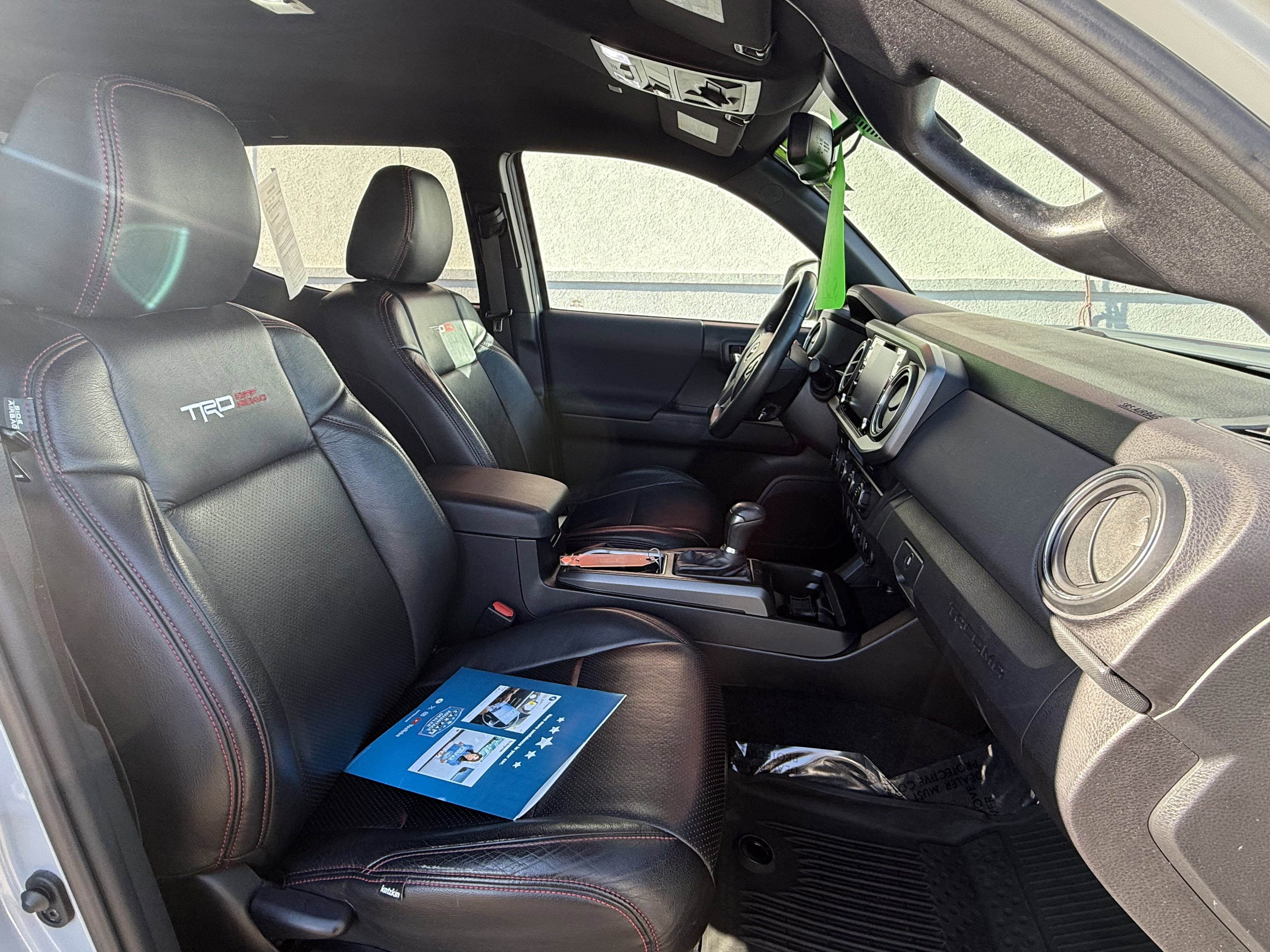 Certified 2021 Toyota Tacoma TRD Off-Road image 5