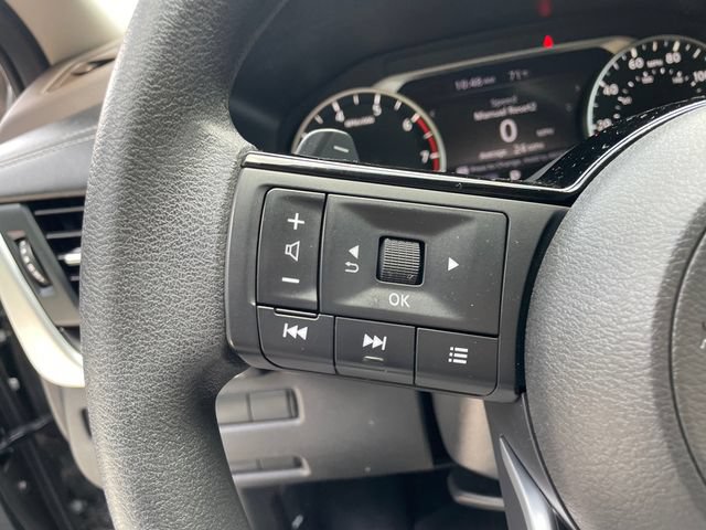 Used 2023 Nissan Rogue SV AWD/4WD image 28