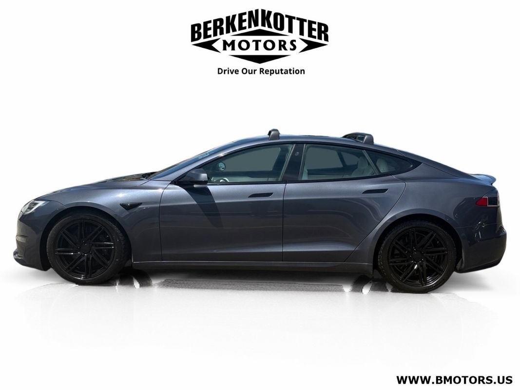Used 2022 Tesla Model S Plaid AWD/4WD image 6
