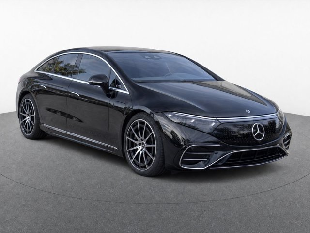 Used 2023 Mercedes-Benz EQS 580 4MATIC Sedan image 3