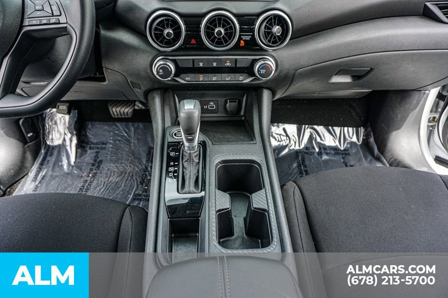 Used 2025 Nissan Sentra S image 40