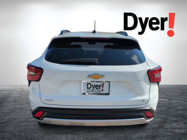 Certified 2024 Chevrolet Trax LT w/ Sunroof Package image 5