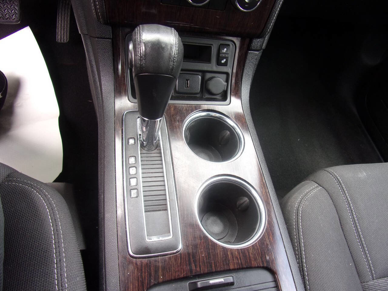 Used 2017 Chevrolet Traverse LT w/ Style and Technology Package image 27