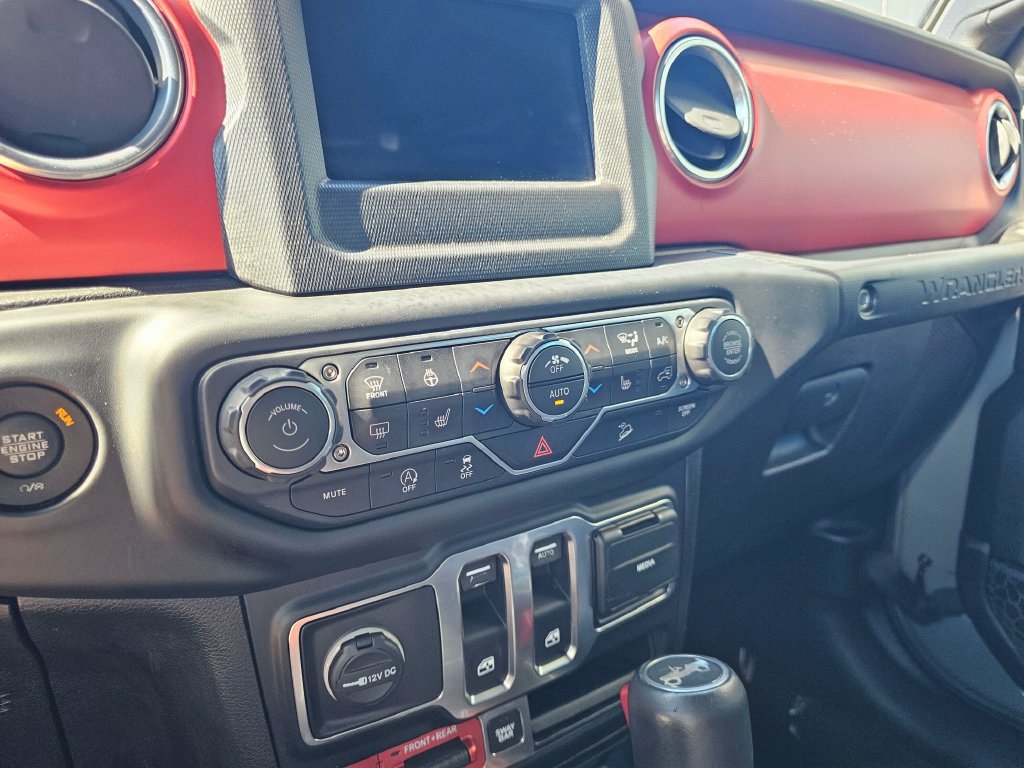 Used 2019 Jeep Wrangler Rubicon w/ LED Lighting Group AWD/4WD image 26