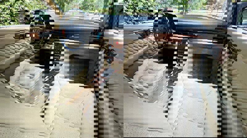 Used 1991 Mercedes-Benz 300 SE image 12