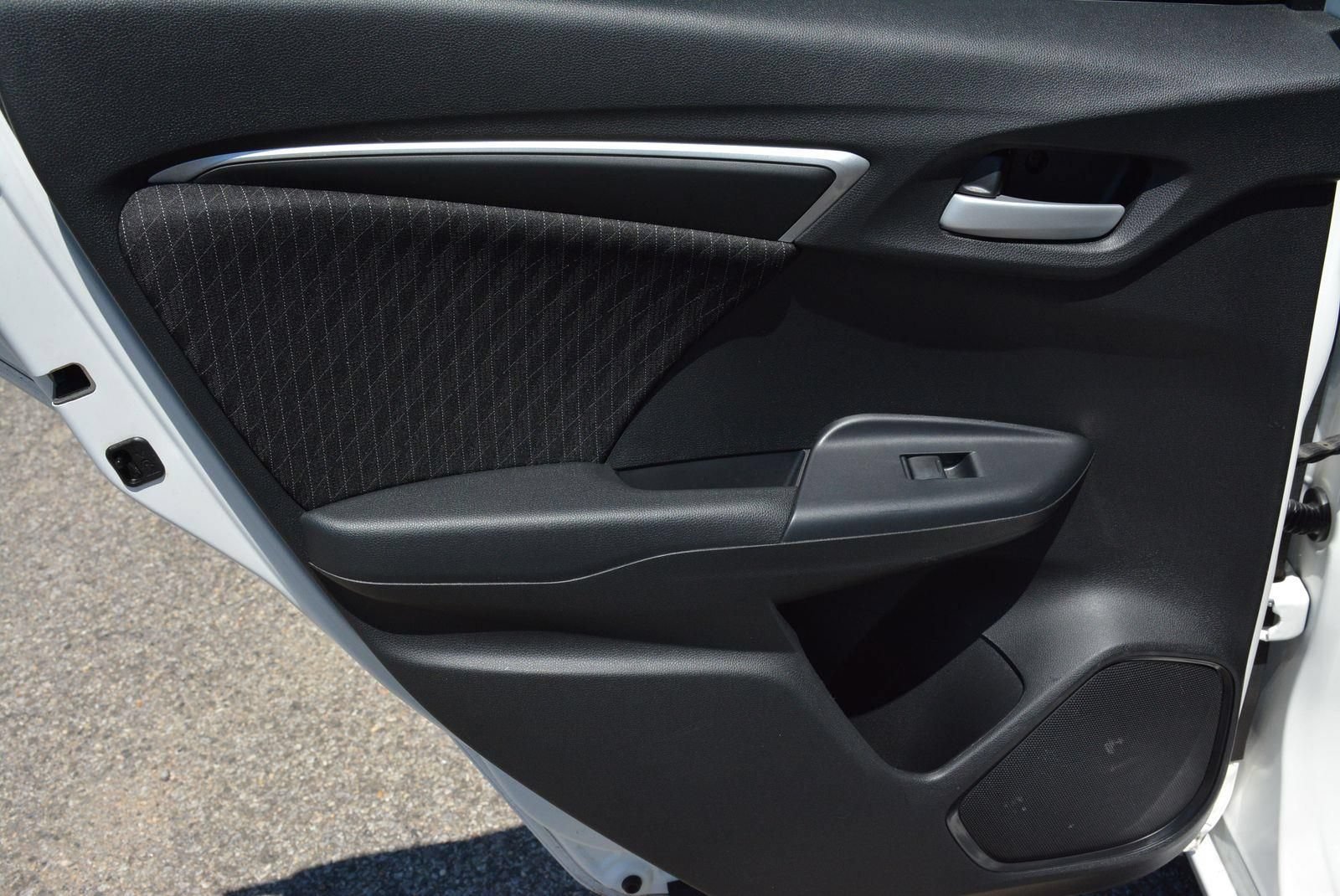 Used 2018 Honda Fit EX image 15