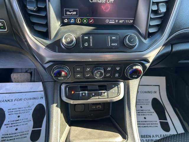 Used 2023 GMC Acadia AT4 image 19