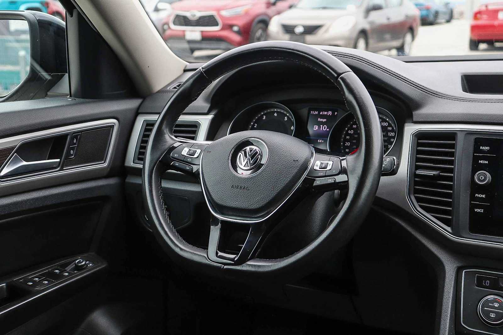 Used 2019 Volkswagen Atlas SE w/ Panoramic Sunroof Package AWD/4WD image 16