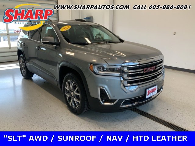Used 2023 GMC Acadia SLT w/ Technology Package image 1