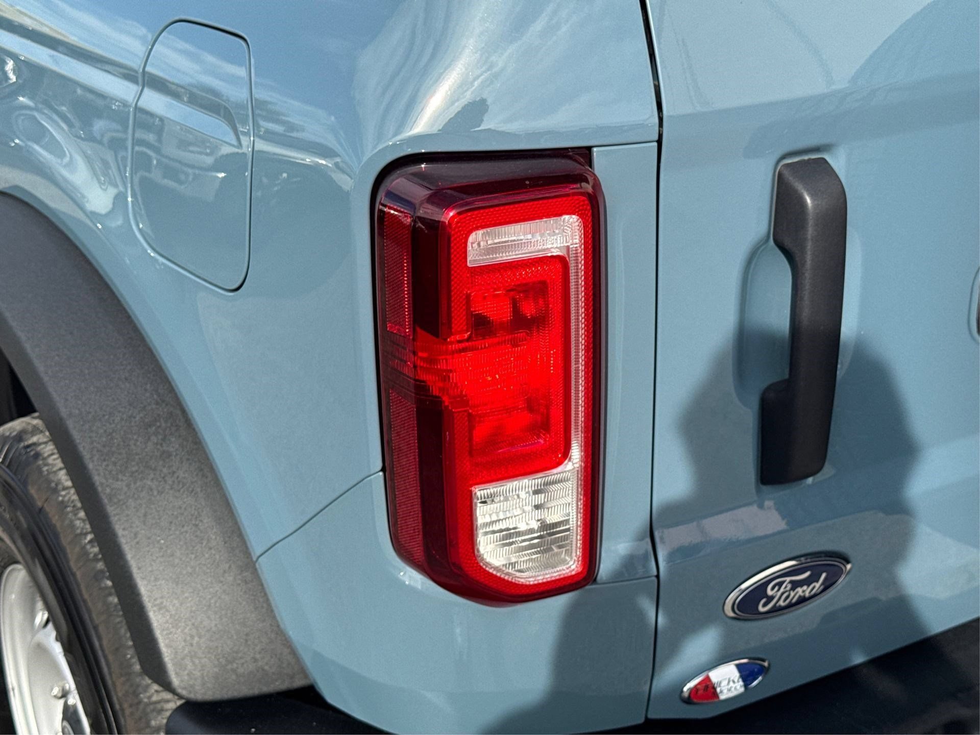 Used 2023 Ford Bronco 4-Door AWD/4WD image 17