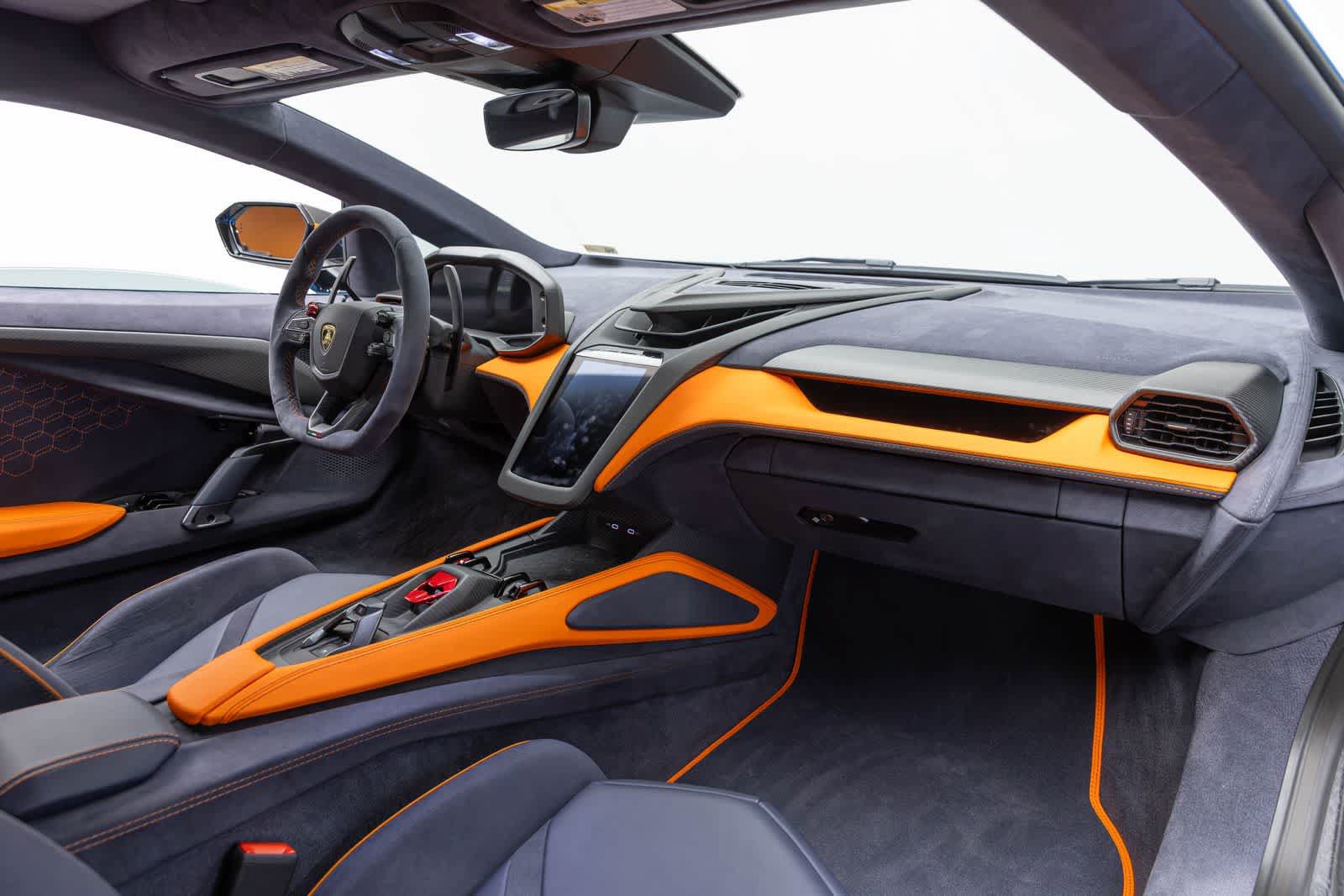 Used 2024 Lamborghini Revuelto AWD/4WD image 35