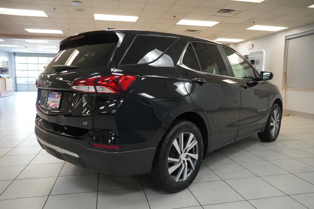 Used 2022 Chevrolet Equinox LT FWD image 17