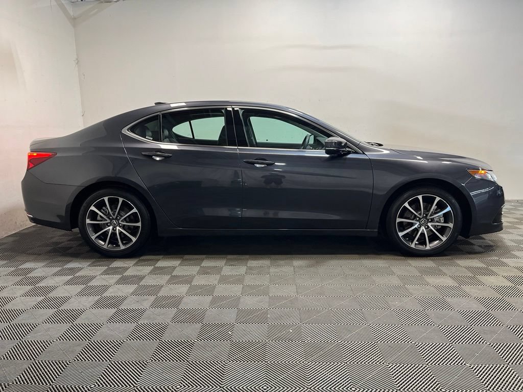 Used 2016 Acura TLX V6 w/ Technology Package FWD image 4