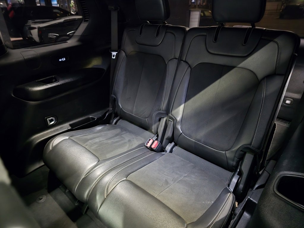 Used 2022 Jeep Grand Cherokee L Laredo image 29