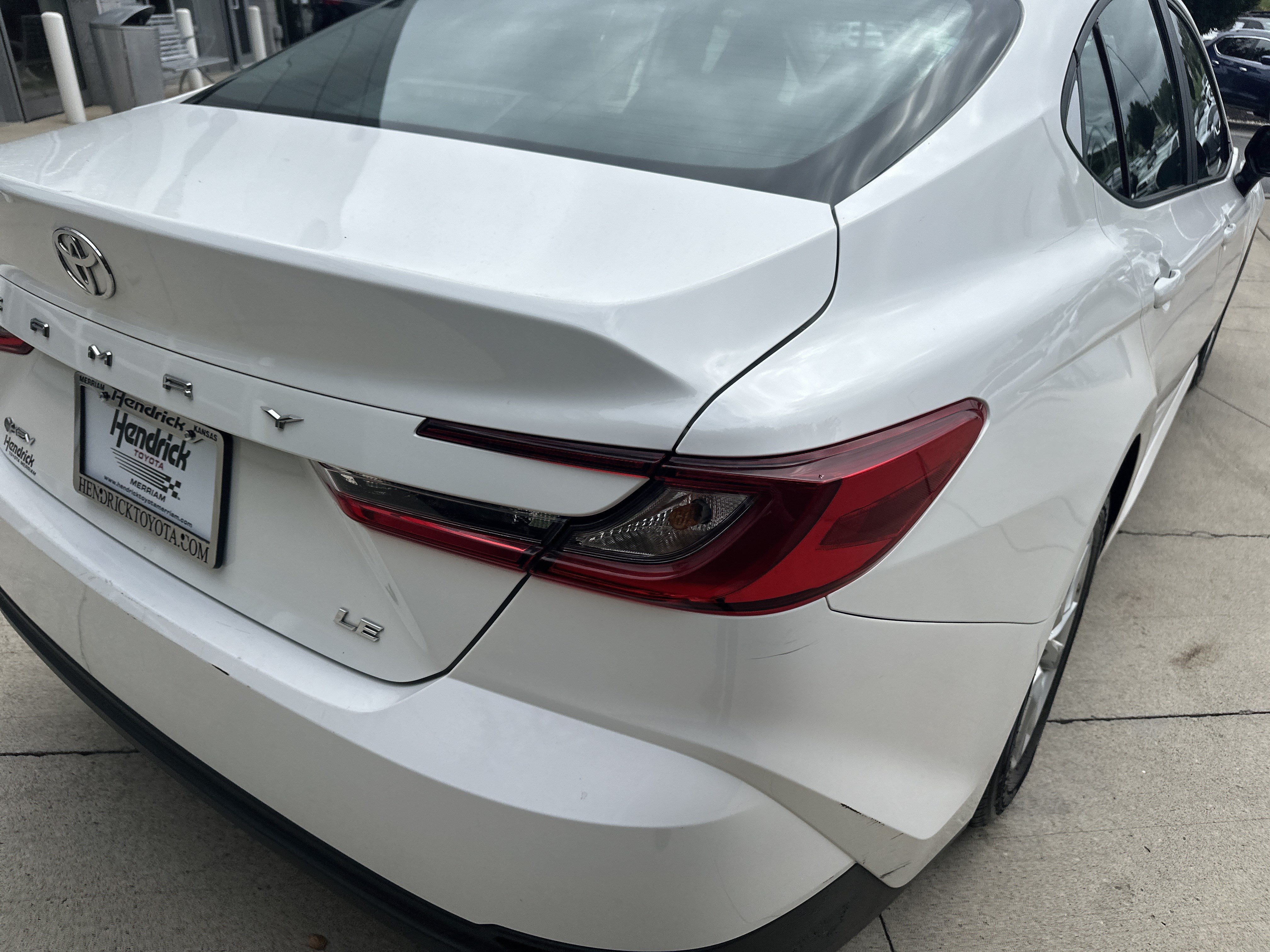 Used 2025 Toyota Camry LE FWD image 12
