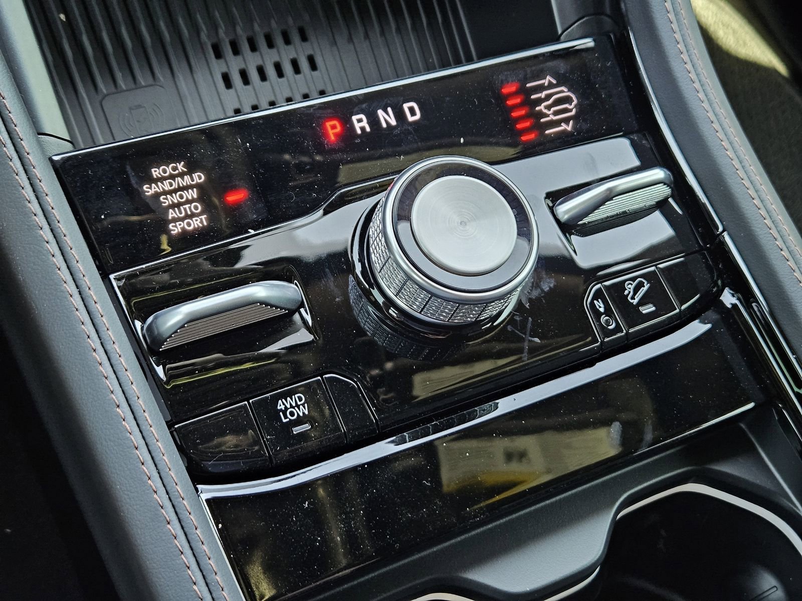 New 2026 Jeep Grand Cherokee L Summit w/ Obsidian Package image 21