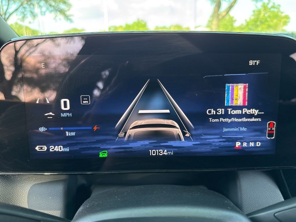 Used 2025 Chevrolet Equinox EV LT w/ Convenience Package FWD image 53