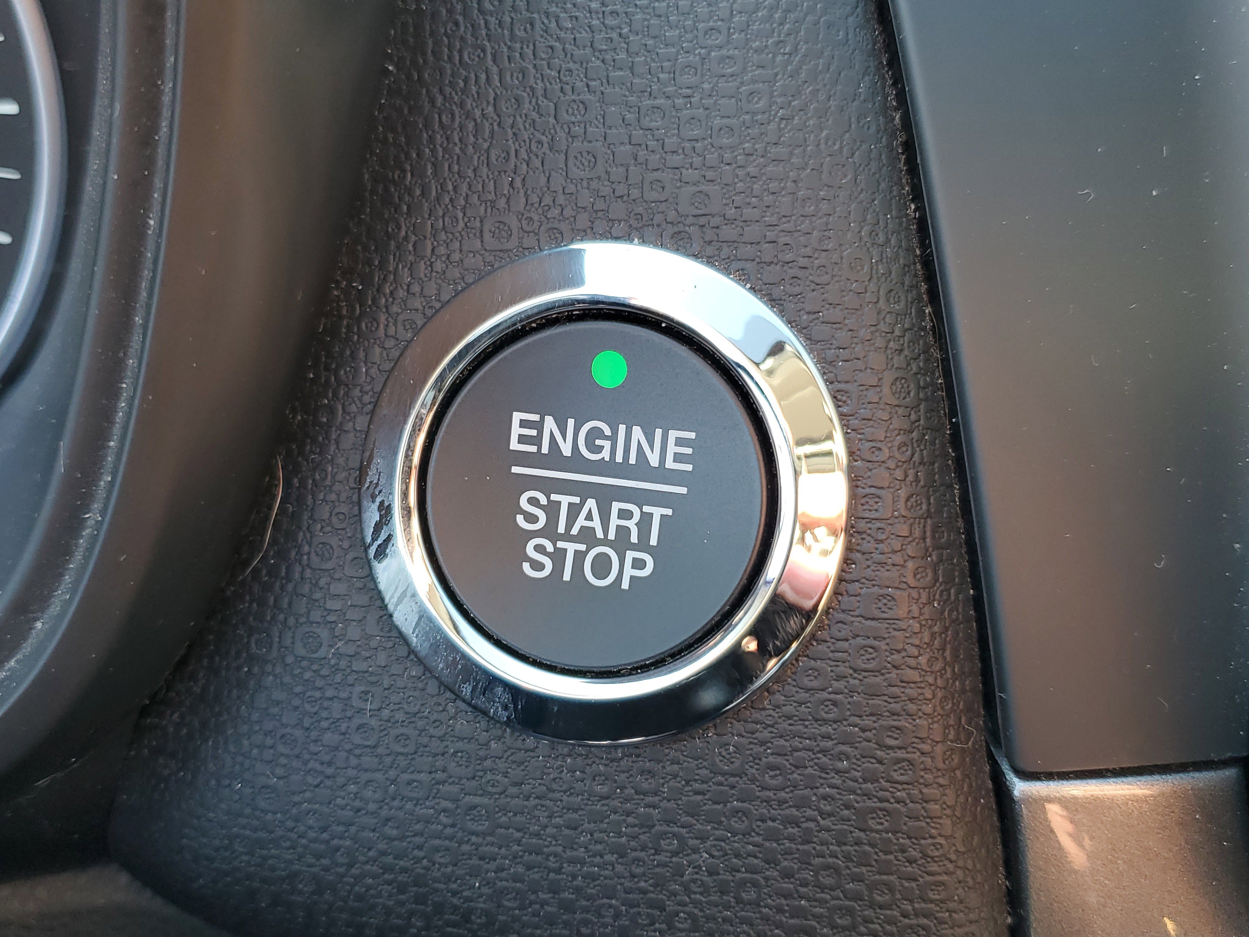 Used 2022 Ford EcoSport SE w/ SE Convenience Package image 26