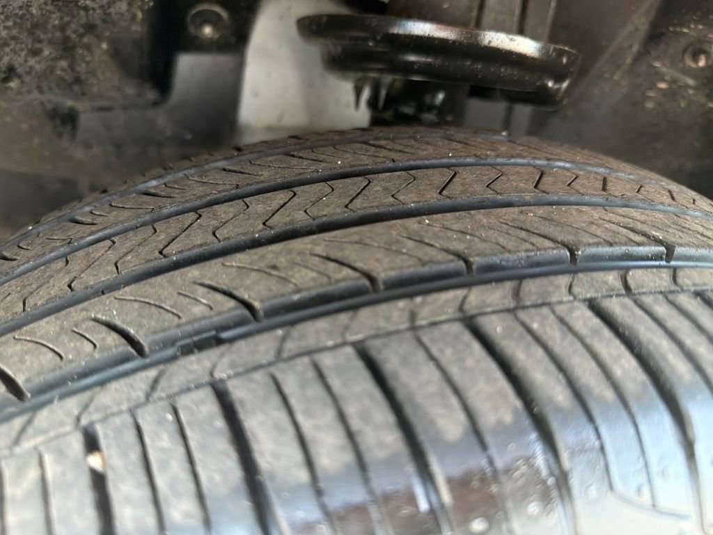 Used 2018 Jeep Compass Latitude image 27