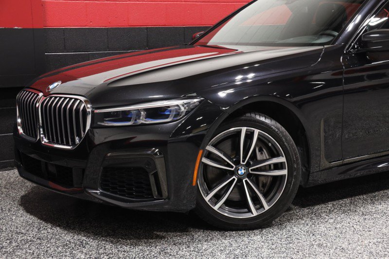 Used 2020 BMW 750i xDrive w/ Executive Package AWD/4WD image 20