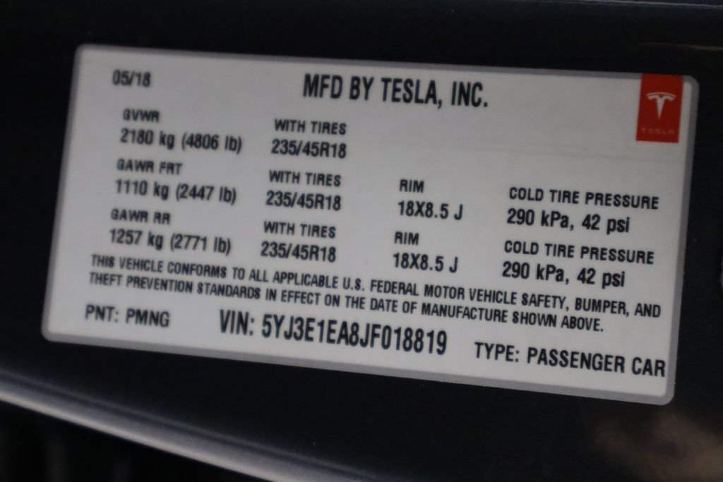 Used 2018 Tesla Model 3 Long Range RWD image 39