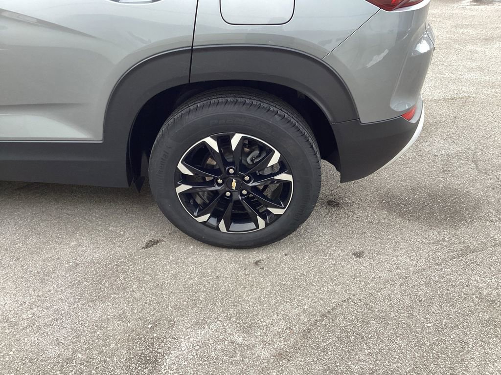 Used 2023 Chevrolet TrailBlazer LT w/ Convenience Package image 27