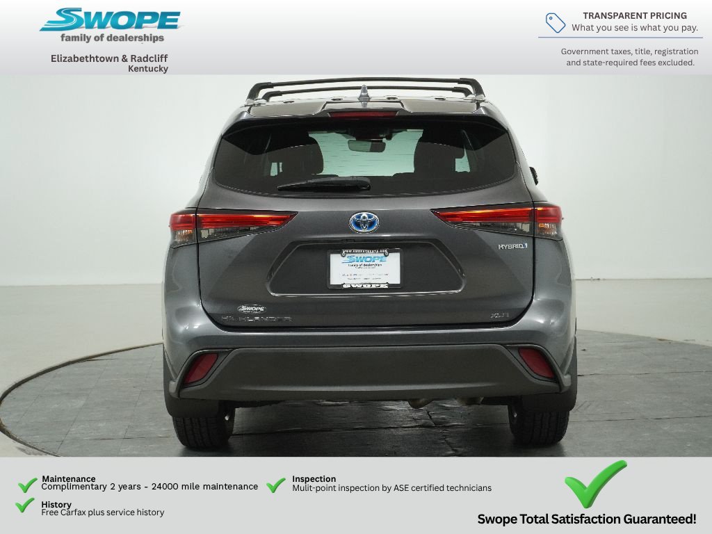 Used 2021 Toyota Highlander XLE AWD/4WD image 4