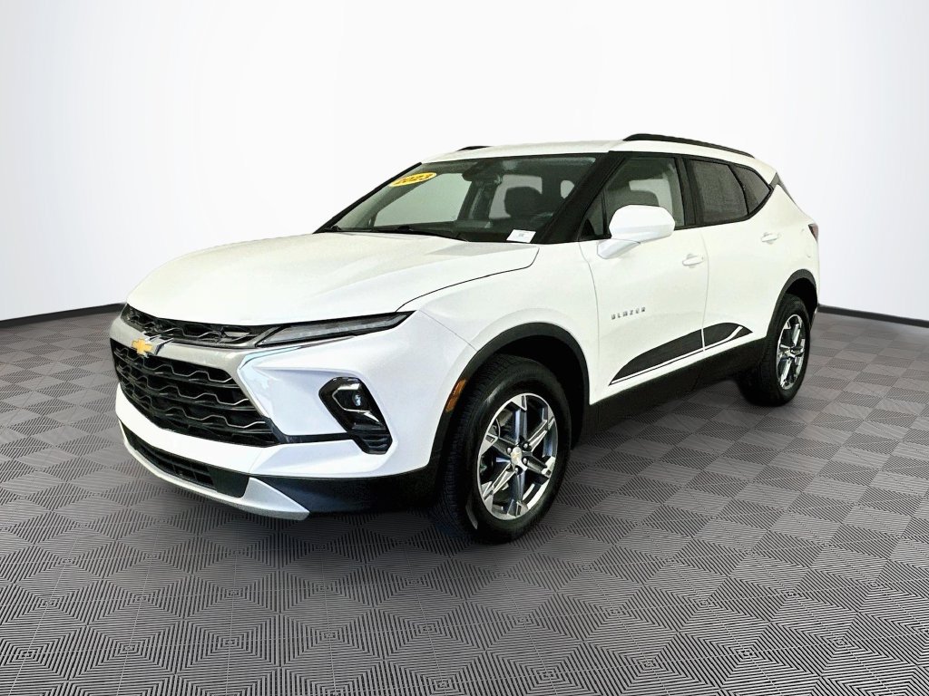 Used 2023 Chevrolet Blazer LT w/ Convenience Package FWD image 5