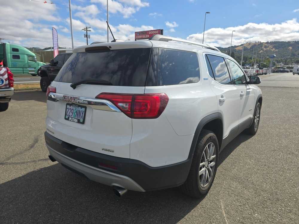 Used 2017 GMC Acadia SLE w/ Driver Alert Package I AWD/4WD image 3