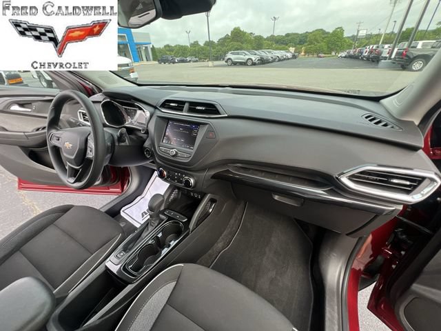Used 2023 Chevrolet TrailBlazer LT FWD image 34