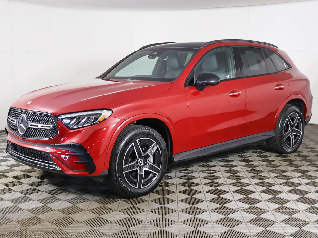 Used 2024 Mercedes-Benz GLC 300 4MATIC w/ AMG Line image 10