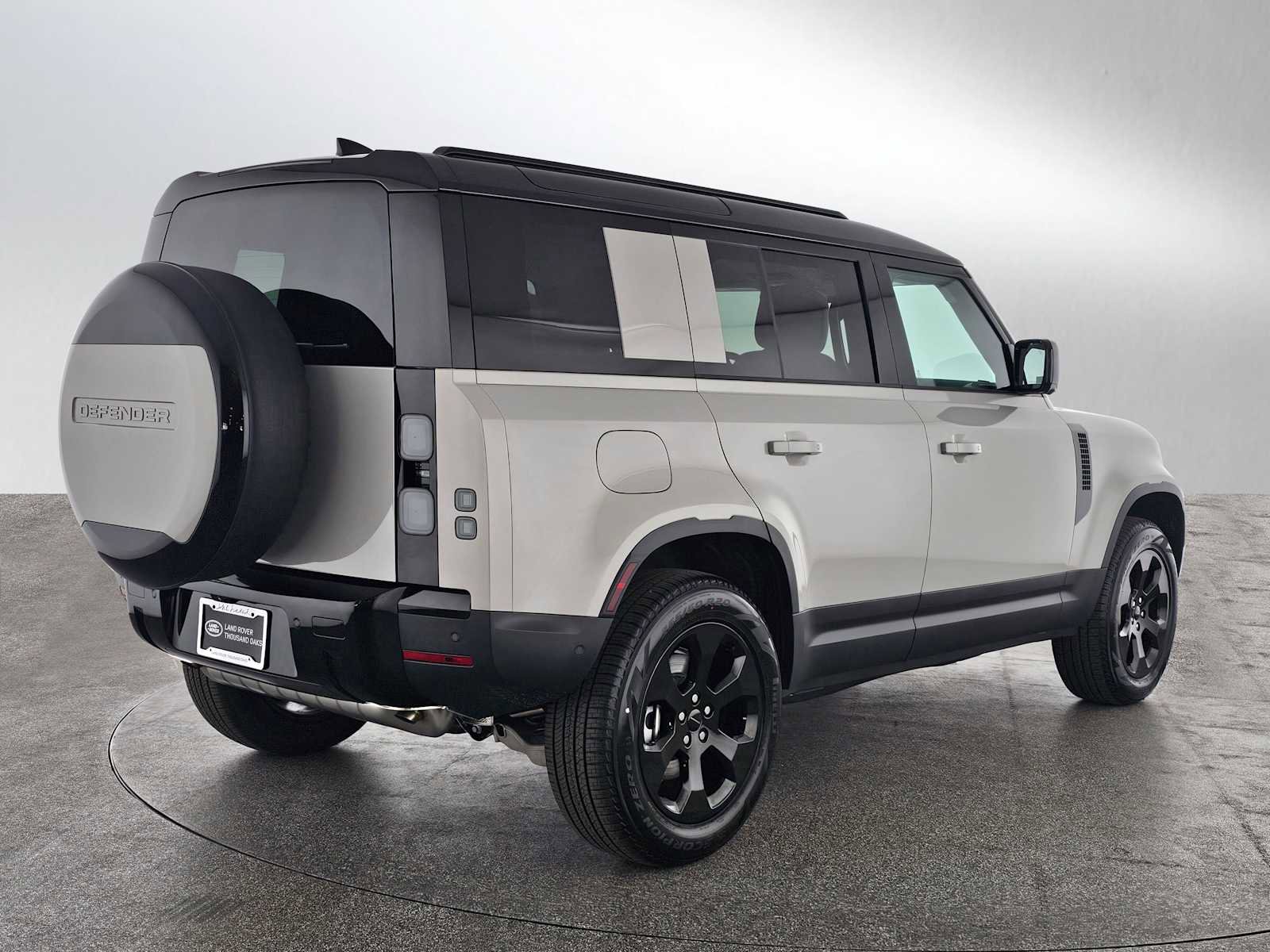 New 2026 Land Rover Defender 110 S image 5