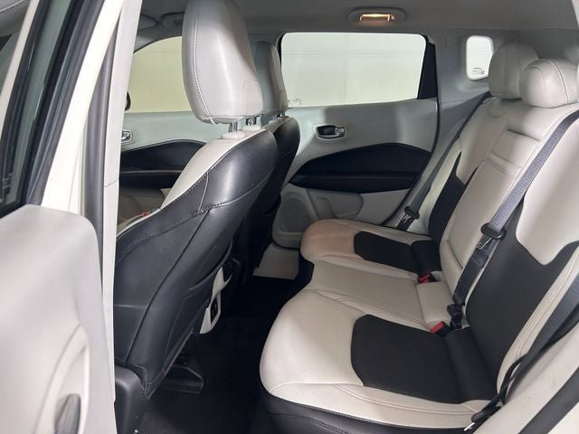 Used 2017 Jeep Compass Limited AWD/4WD image 25