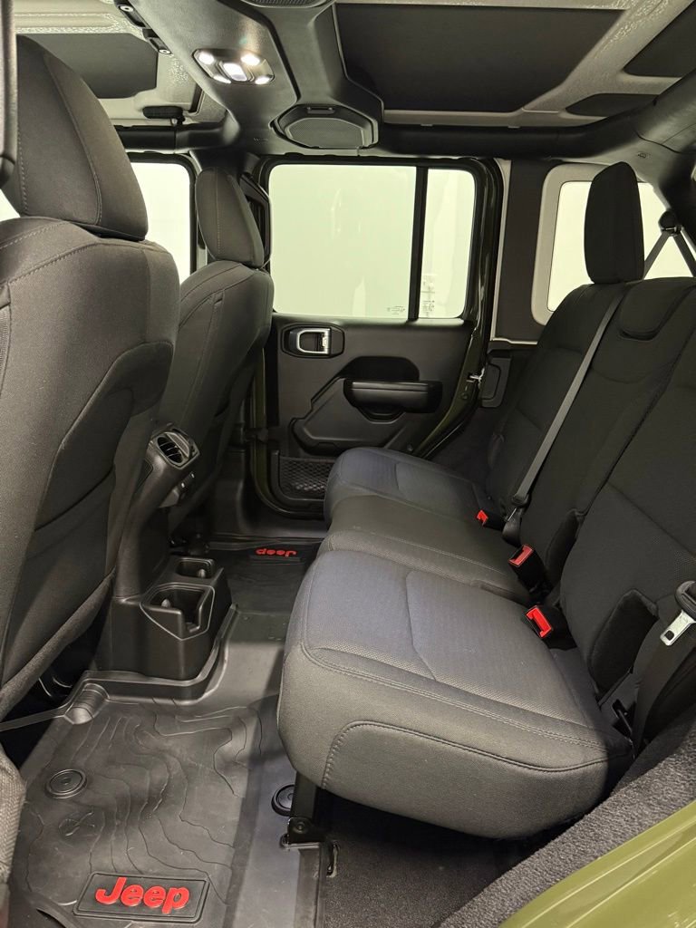 Used 2021 Jeep Wrangler Unlimited Sport image 22