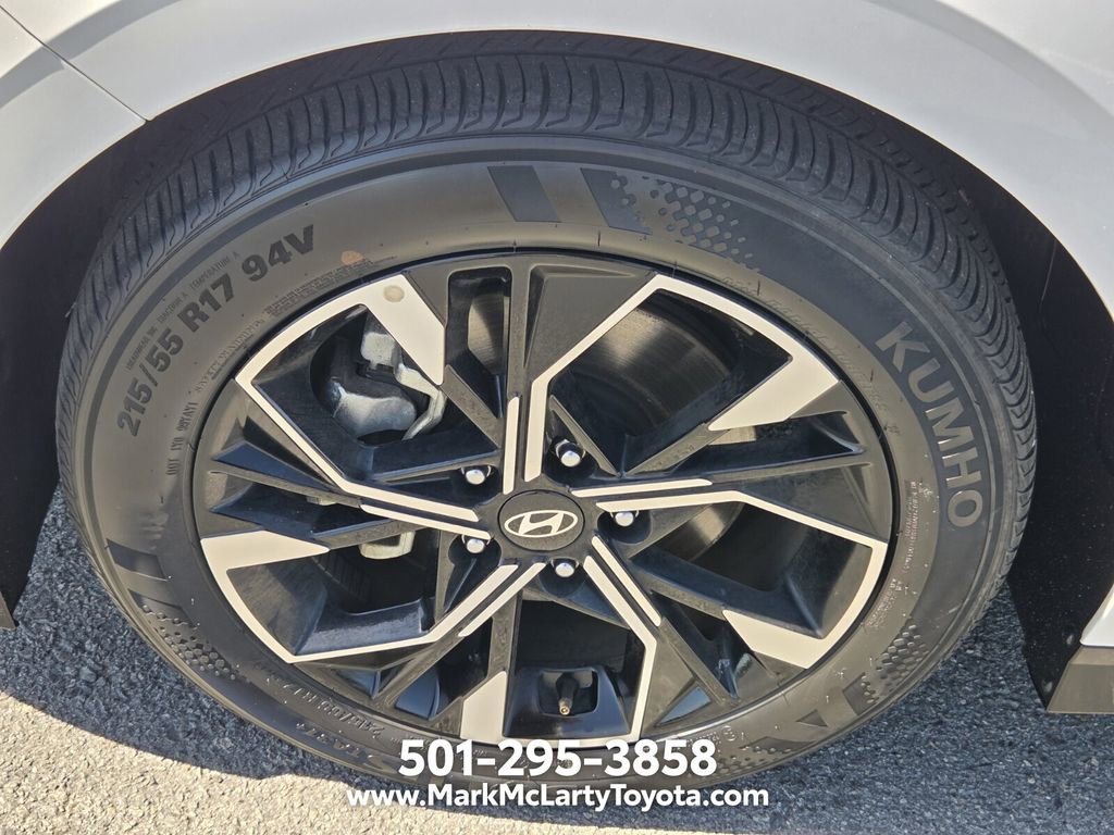 Used 2025 Hyundai Sonata SEL FWD image 16