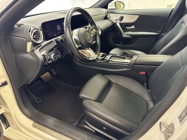 Used 2025 Mercedes-Benz CLA 250 image 12