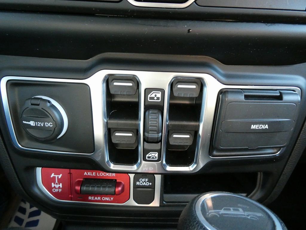 Used 2023 Jeep Gladiator Mojave image 23