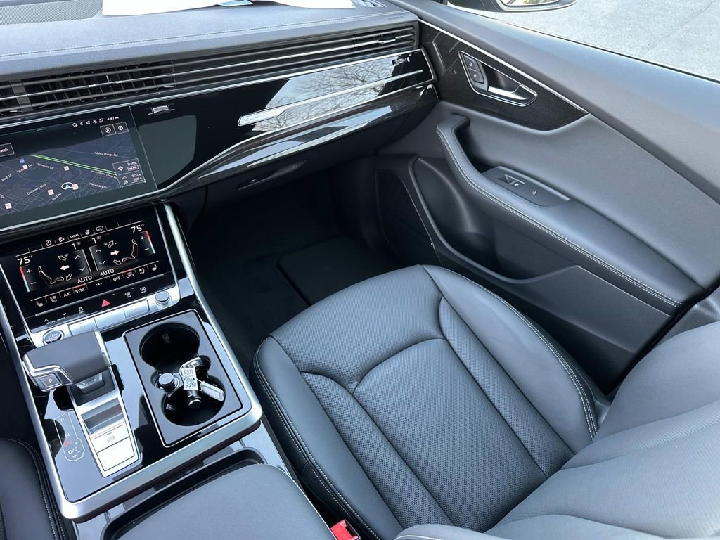 New 2026 Audi Q8 Premium Plus image 32