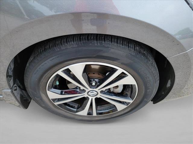 Used 2023 Nissan Sentra SV FWD image 10