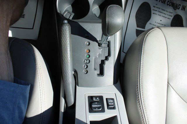 Used 2012 Toyota RAV4 FWD w/ Value Pkg image 24