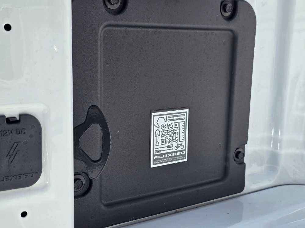 Used 2025 Ford Maverick XL w/ Equipment Group 102A image 17