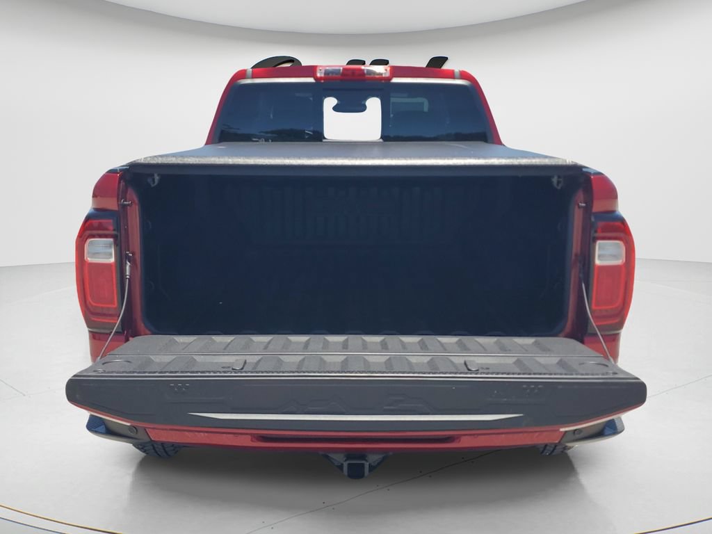 Used 2026 GMC Canyon Denali AWD/4WD image 9