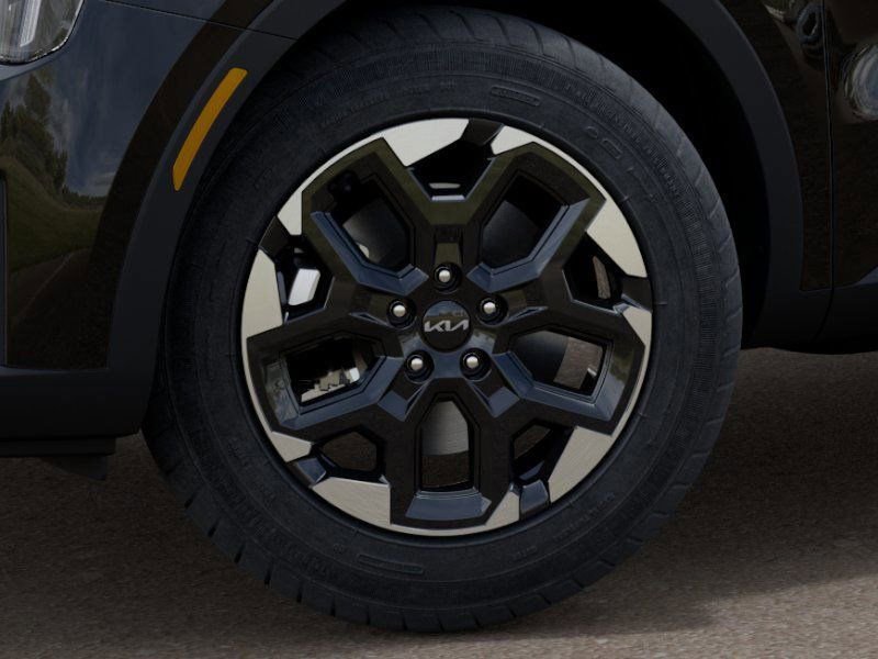 Used 2025 Kia Sorento S image 9