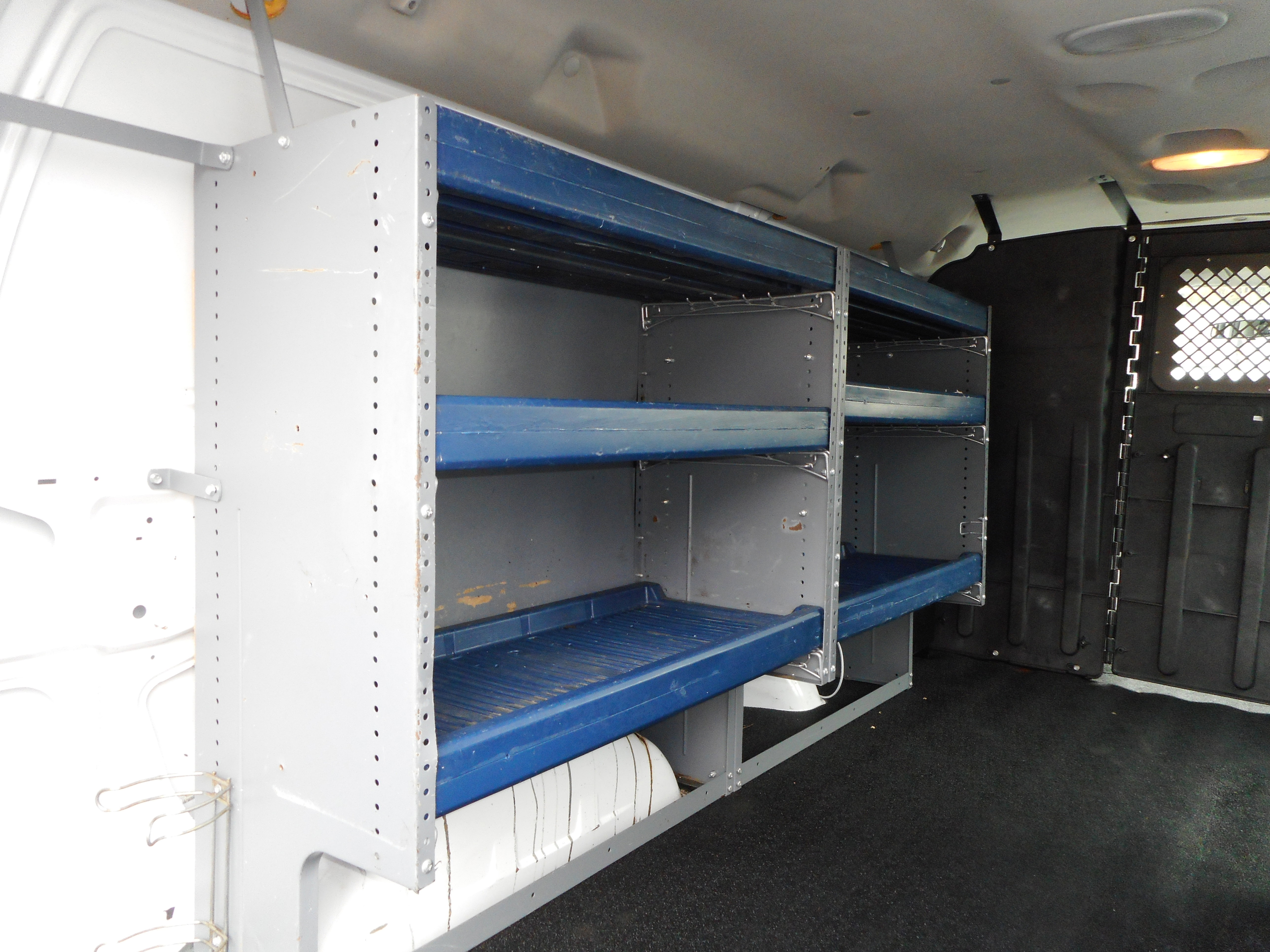 Used 2008 Ford E-350 and Econoline 350 Super Duty image 16