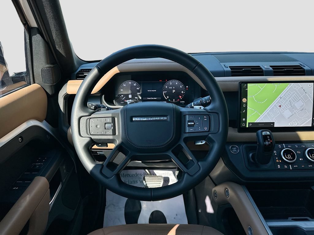 Used 2025 Land Rover Defender 110 V8 AWD/4WD image 24