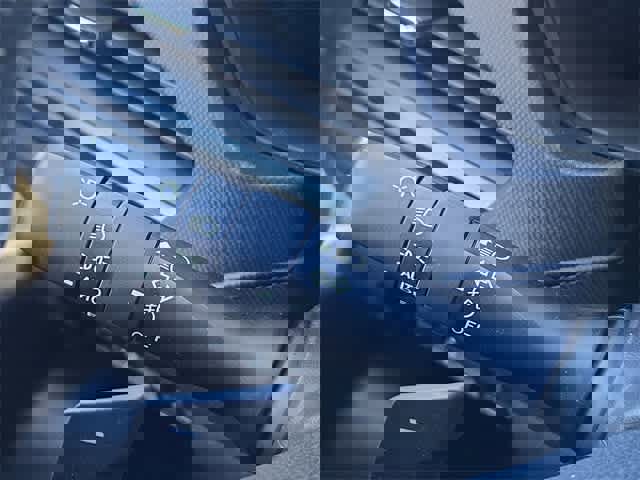 Used 2025 Subaru Forester Limited image 26